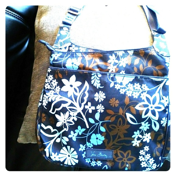 Vera Bradley Handbags - Vera Bradley Bag